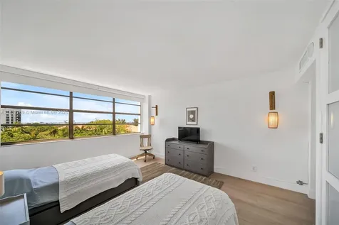 150 Ocean Lane Drive Key Biscayne FL 33149