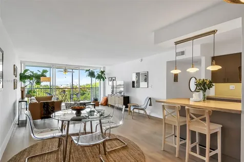 150 Ocean Lane Drive Key Biscayne FL 33149