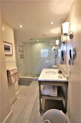 5161 Collins Avenue Miami Beach FL 33140
