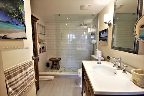 5161 Collins Avenue Miami Beach FL 33140