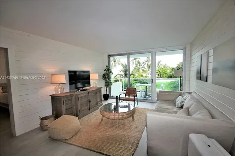 5161 Collins Avenue Miami Beach FL 33140