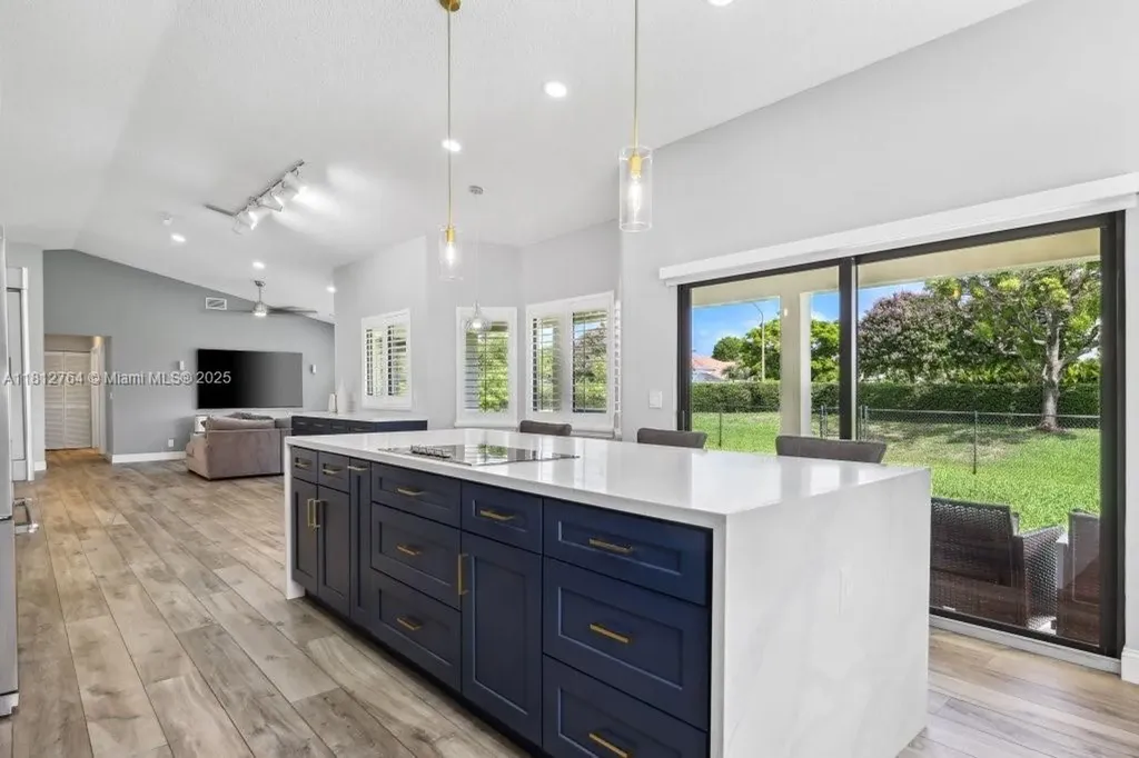 20141 NW 8th Street Pembroke Pines FL 33029