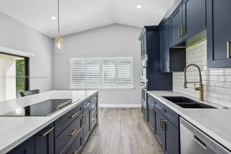 20141 NW 8th Street Pembroke Pines FL 33029
