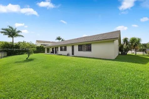 20141 NW 8th Street Pembroke Pines FL 33029