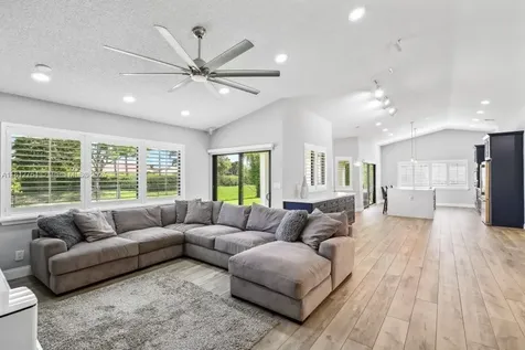 20141 NW 8th Street Pembroke Pines FL 33029