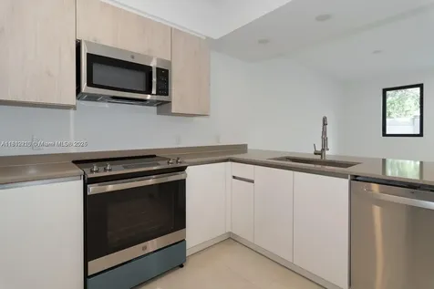 4141 N Oak Place Dania Beach FL 33314