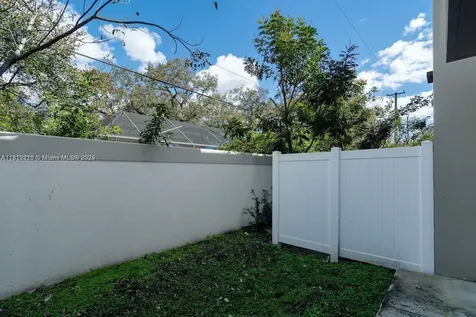 4141 N Oak Place Dania Beach FL 33314