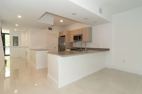 4141 N Oak Place Dania Beach FL 33314