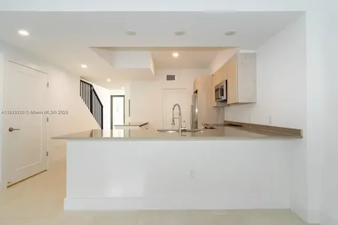4141 N Oak Place Dania Beach FL 33314