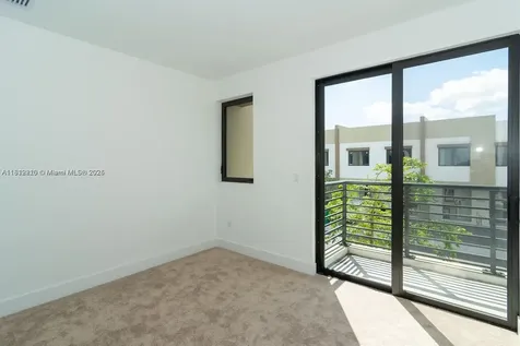 4141 N Oak Place Dania Beach FL 33314
