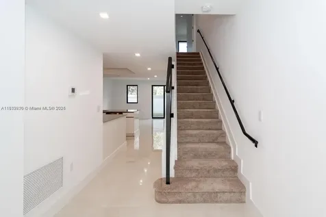 4141 N Oak Place Dania Beach FL 33314