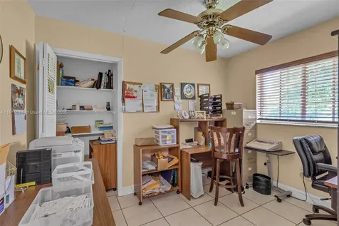 17550 SW 59th Court Southwest Ranches FL 33331