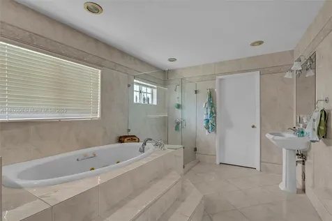 17550 SW 59th Court Southwest Ranches FL 33331