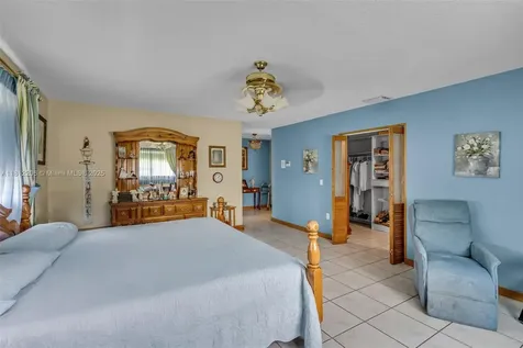 17550 SW 59th Court Southwest Ranches FL 33331