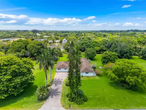 17550 SW 59th Court Southwest Ranches FL 33331