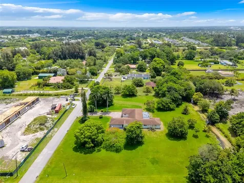 17550 SW 59th Court Southwest Ranches FL 33331