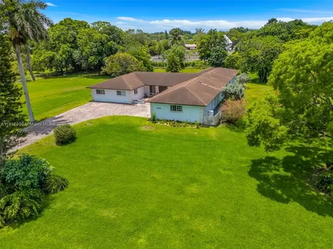 17550 SW 59th Court Southwest Ranches FL 33331