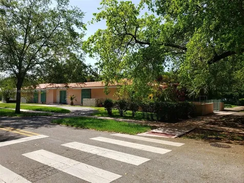 1240 La Mancha Avenue Coral Gables FL 33134