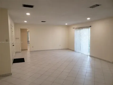 1240 La Mancha Avenue Coral Gables FL 33134