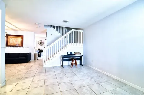 6489 N Anise Court Davie FL 33314