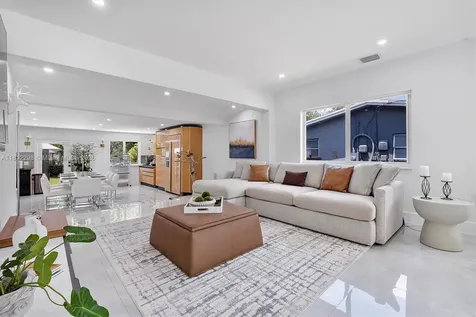 974 NE 145th Street North Miami FL 33161
