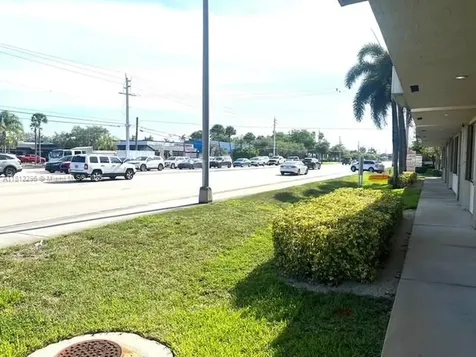6099 Stirling Road Davie FL 33314