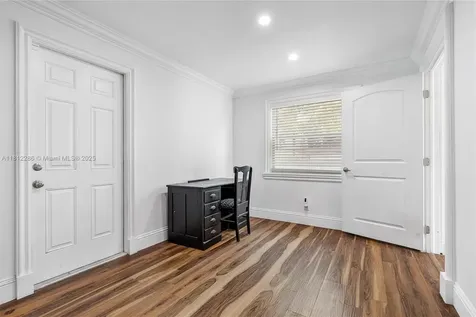 840 N 68th Terrace Hollywood FL 33024