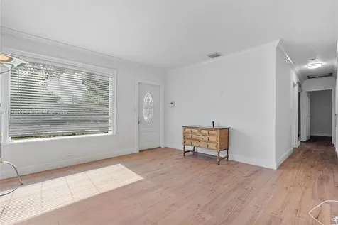 840 N 68th Terrace Hollywood FL 33024