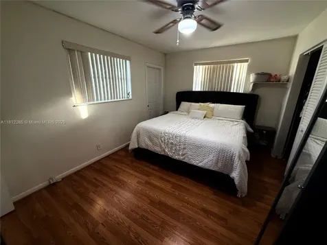 2430 N 61st Terrace Hollywood FL 33024