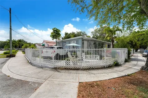 901 SW 34th Avenue Miami FL 33135