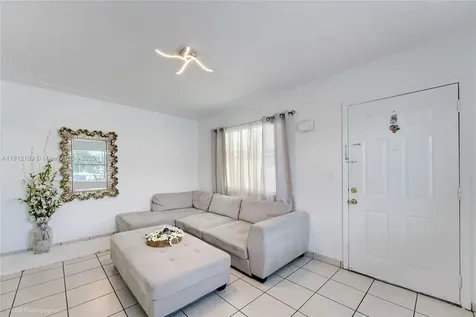 901 SW 34th Avenue Miami FL 33135