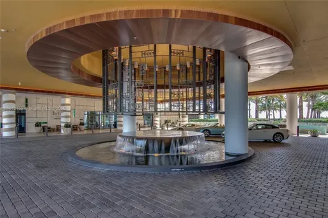 6801 Collins Avenue Miami Beach FL 33141