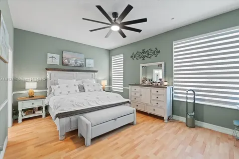 18342 NW 11th Street Pembroke Pines FL 33029