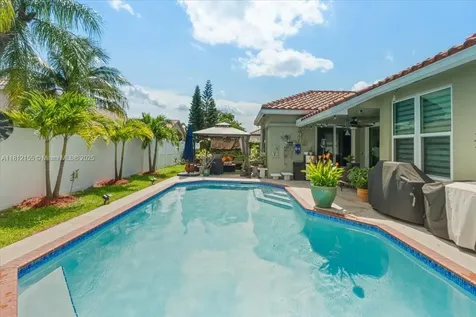 18342 NW 11th Street Pembroke Pines FL 33029
