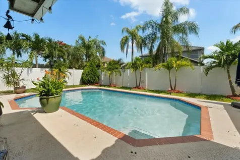 18342 NW 11th Street Pembroke Pines FL 33029