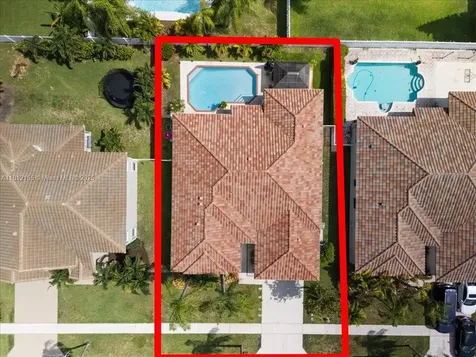 18342 NW 11th Street Pembroke Pines FL 33029