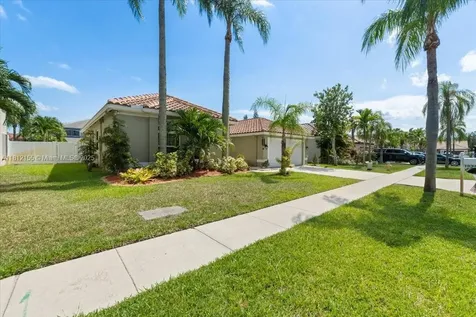 18342 NW 11th Street Pembroke Pines FL 33029