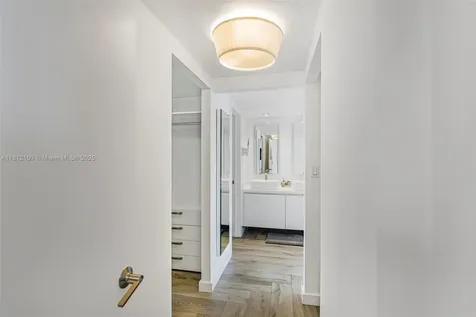 11111 Biscayne Boulevard Miami FL 33181