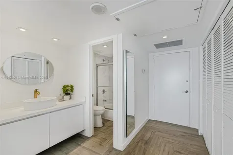 11111 Biscayne Boulevard Miami FL 33181
