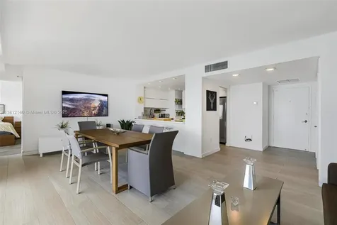11111 Biscayne Boulevard Miami FL 33181