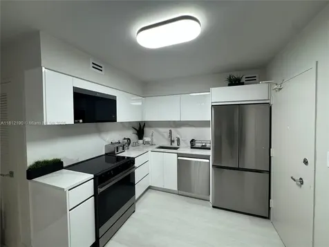 5151 Collins Avenue Miami Beach FL 33140