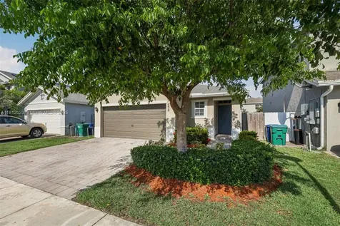 579 NE 6th Place Florida City FL 33034