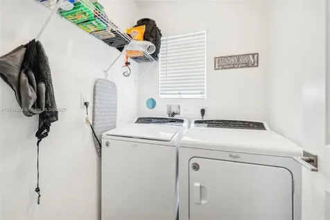 579 NE 6th Place Florida City FL 33034