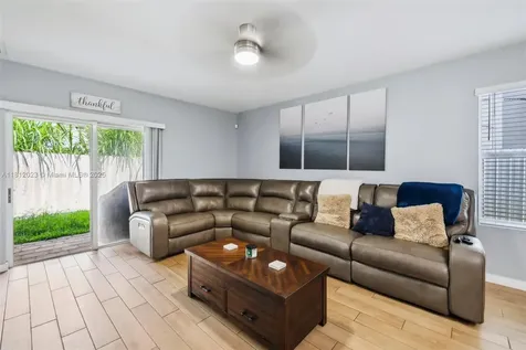 579 NE 6th Place Florida City FL 33034