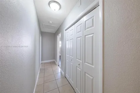 725 NE 178th Street Miami FL 33162