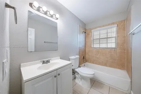 725 NE 178th Street Miami FL 33162