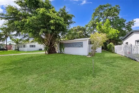 725 NE 178th Street Miami FL 33162