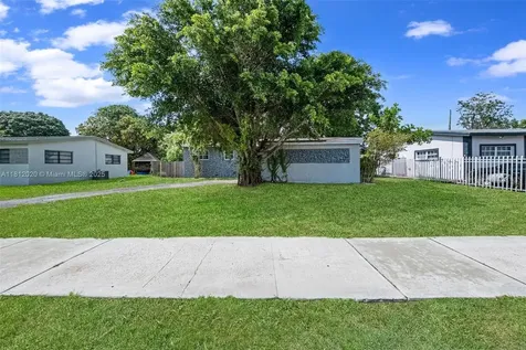 725 NE 178th Street Miami FL 33162