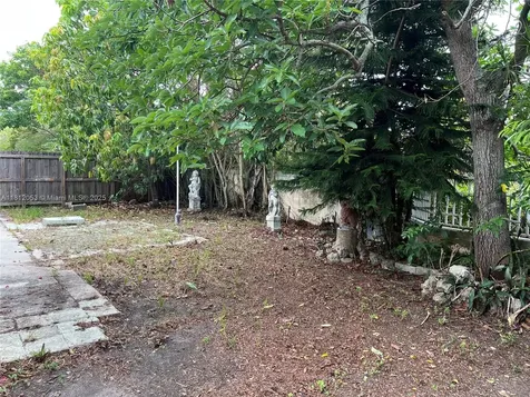 10831 SW 152nd Court Miami FL 33196