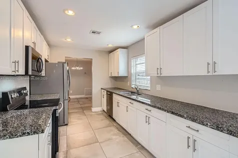 9353 SW 1st Place Boca Raton FL 33428